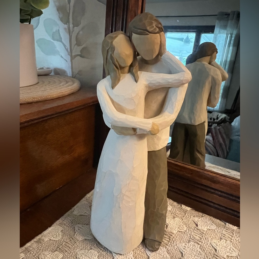 WILLOW TREE 'Together' Hand Painted Rustic Couple Figurine Light Skin and Hair
